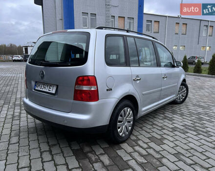 Сірий Фольксваген Туран, об'ємом двигуна 1.6 л та пробігом 307 тис. км за 4900 $, фото 9 на Automoto.ua