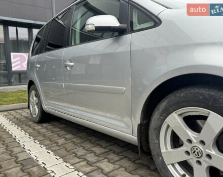 Сірий Фольксваген Туран, об'ємом двигуна 1.6 л та пробігом 262 тис. км за 5500 $, фото 11 на Automoto.ua