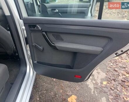 Серый Фольксваген Туран, объемом двигателя 1.6 л и пробегом 230 тыс. км за 5995 $, фото 14 на Automoto.ua