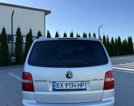 Серый Фольксваген Туран, объемом двигателя 1.97 л и пробегом 290 тыс. км за 5100 $, фото 6 на Automoto.ua