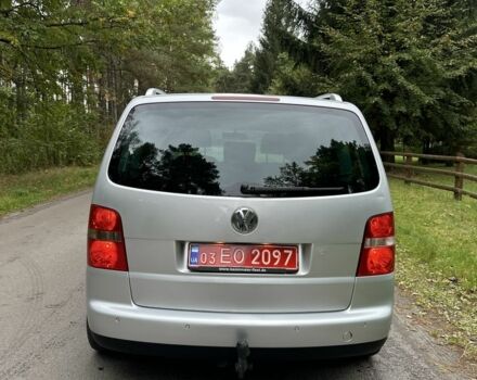 Серый Фольксваген Туран, объемом двигателя 1.6 л и пробегом 2 тыс. км за 6600 $, фото 5 на Automoto.ua