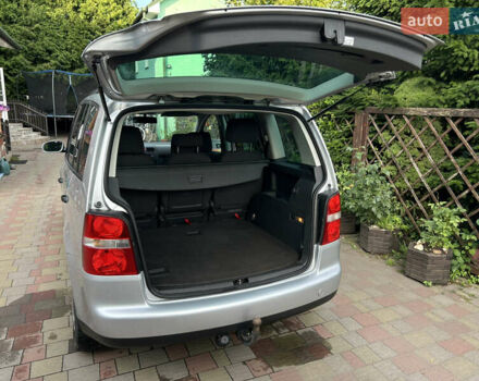 Серый Фольксваген Туран, объемом двигателя 1.6 л и пробегом 230 тыс. км за 5790 $, фото 12 на Automoto.ua