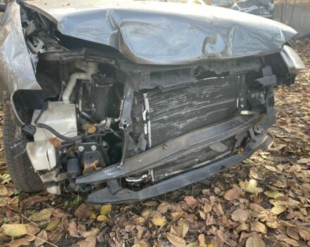 Серый Фольксваген Туран, объемом двигателя 1.9 л и пробегом 300 тыс. км за 1191 $, фото 7 на Automoto.ua