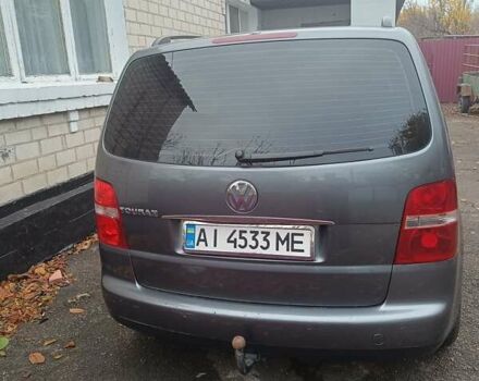 Серый Фольксваген Туран, объемом двигателя 1.6 л и пробегом 256 тыс. км за 5700 $, фото 5 на Automoto.ua