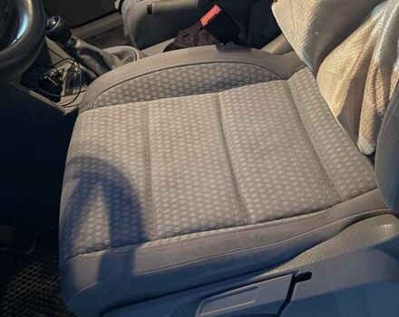 Серый Фольксваген Туран, объемом двигателя 2 л и пробегом 214 тыс. км за 6600 $, фото 35 на Automoto.ua