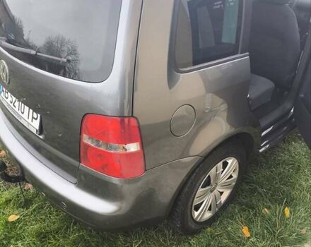 Серый Фольксваген Туран, объемом двигателя 1.6 л и пробегом 250 тыс. км за 6300 $, фото 19 на Automoto.ua