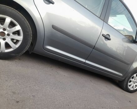 Серый Фольксваген Туран, объемом двигателя 1.9 л и пробегом 350 тыс. км за 2600 $, фото 21 на Automoto.ua