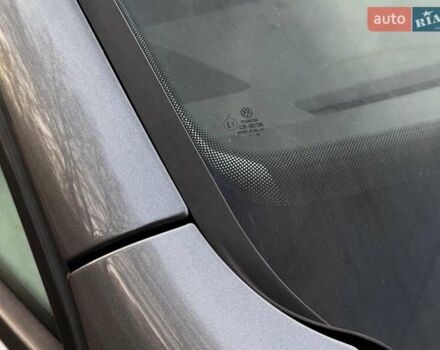 Серый Фольксваген Туран, объемом двигателя 1.6 л и пробегом 223 тыс. км за 6300 $, фото 15 на Automoto.ua