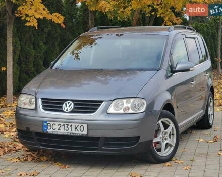 Серый Фольксваген Туран, объемом двигателя 2 л и пробегом 330 тыс. км за 5300 $, фото 5 на Automoto.ua
