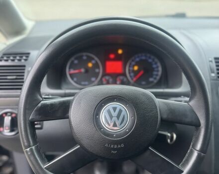 Серый Фольксваген Туран, объемом двигателя 2 л и пробегом 250 тыс. км за 3550 $, фото 13 на Automoto.ua