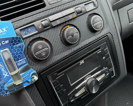 Серый Фольксваген Туран, объемом двигателя 1.6 л и пробегом 192 тыс. км за 5950 $, фото 11 на Automoto.ua