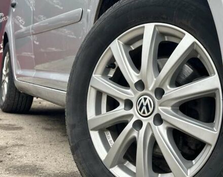 Серый Фольксваген Туран, объемом двигателя 1.6 л и пробегом 338 тыс. км за 5500 $, фото 5 на Automoto.ua