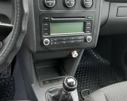 Серый Фольксваген Туран, объемом двигателя 1.6 л и пробегом 225 тыс. км за 5999 $, фото 9 на Automoto.ua