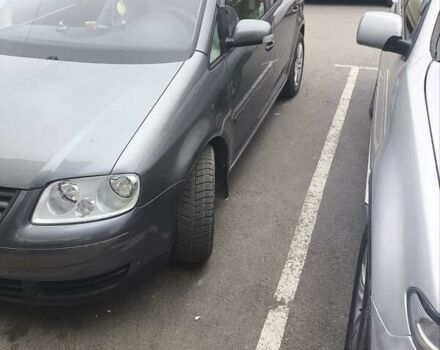 Серый Фольксваген Туран, объемом двигателя 1.6 л и пробегом 250 тыс. км за 6300 $, фото 6 на Automoto.ua