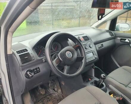 Сірий Фольксваген Туран, об'ємом двигуна 1.6 л та пробігом 270 тис. км за 4700 $, фото 2 на Automoto.ua