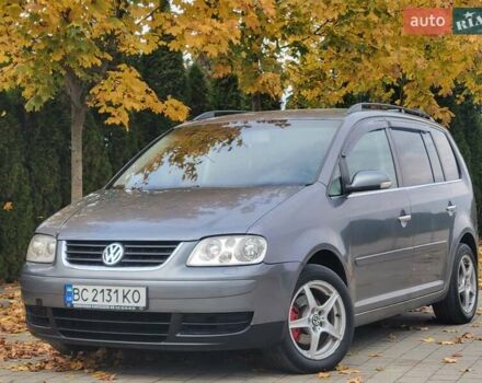 Серый Фольксваген Туран, объемом двигателя 2 л и пробегом 330 тыс. км за 5300 $, фото 3 на Automoto.ua