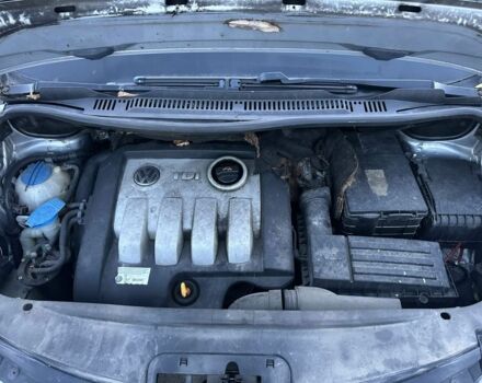 Серый Фольксваген Туран, объемом двигателя 0 л и пробегом 330 тыс. км за 1800 $, фото 13 на Automoto.ua