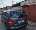 Серый Фольксваген Туран, объемом двигателя 1.6 л и пробегом 239 тыс. км за 6592 $, фото 3 на Automoto.ua