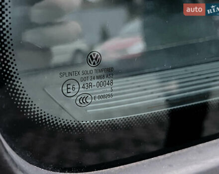 Сірий Фольксваген Туран, об'ємом двигуна 1.6 л та пробігом 307 тис. км за 4900 $, фото 58 на Automoto.ua