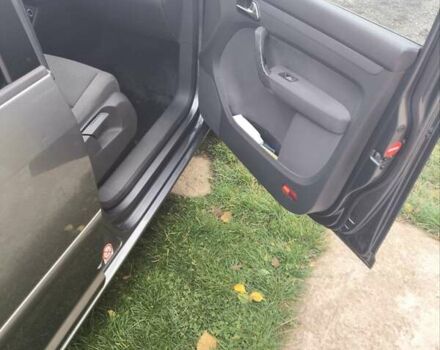 Серый Фольксваген Туран, объемом двигателя 1.6 л и пробегом 250 тыс. км за 6300 $, фото 12 на Automoto.ua