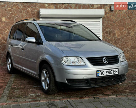 Серый Фольксваген Туран, объемом двигателя 1.9 л и пробегом 205 тыс. км за 5600 $, фото 6 на Automoto.ua