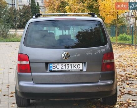 Серый Фольксваген Туран, объемом двигателя 2 л и пробегом 330 тыс. км за 5300 $, фото 11 на Automoto.ua