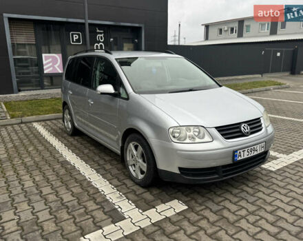 Сірий Фольксваген Туран, об'ємом двигуна 1.6 л та пробігом 262 тис. км за 5500 $, фото 8 на Automoto.ua