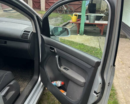 Серый Фольксваген Туран, объемом двигателя 1.9 л и пробегом 306 тыс. км за 5800 $, фото 14 на Automoto.ua