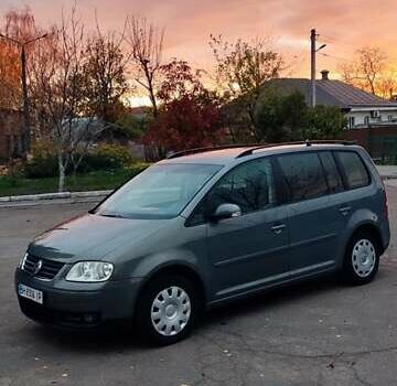 Серый Фольксваген Туран, объемом двигателя 1.9 л и пробегом 254 тыс. км за 5950 $, фото 7 на Automoto.ua