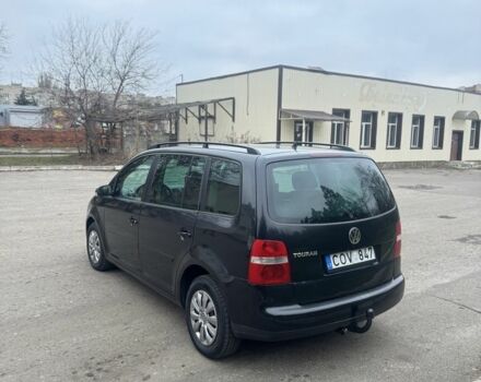 Серый Фольксваген Туран, объемом двигателя 2 л и пробегом 250 тыс. км за 3550 $, фото 7 на Automoto.ua