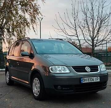 Серый Фольксваген Туран, объемом двигателя 1.9 л и пробегом 254 тыс. км за 5950 $, фото 6 на Automoto.ua