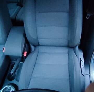 Серый Фольксваген Туран, объемом двигателя 1.9 л и пробегом 254 тыс. км за 5950 $, фото 22 на Automoto.ua