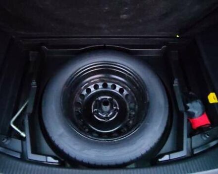 Серый Фольксваген Туран, объемом двигателя 1.9 л и пробегом 254 тыс. км за 5950 $, фото 41 на Automoto.ua