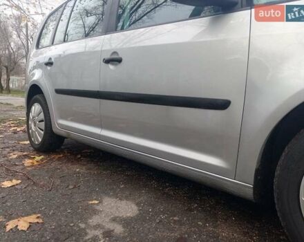 Серый Фольксваген Туран, объемом двигателя 1.6 л и пробегом 230 тыс. км за 5995 $, фото 8 на Automoto.ua