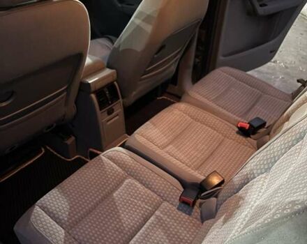 Серый Фольксваген Туран, объемом двигателя 2 л и пробегом 214 тыс. км за 6600 $, фото 28 на Automoto.ua