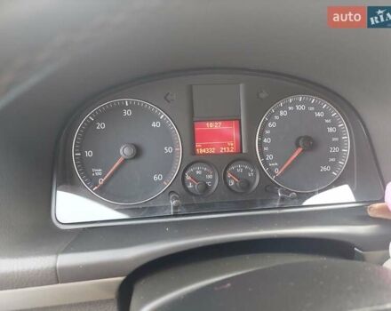 Серый Фольксваген Туран, объемом двигателя 1.9 л и пробегом 189 тыс. км за 7300 $, фото 10 на Automoto.ua