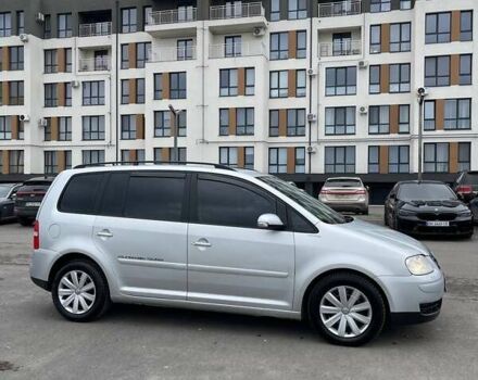 Серый Фольксваген Туран, объемом двигателя 2 л и пробегом 296 тыс. км за 4999 $, фото 19 на Automoto.ua