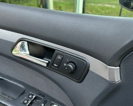 Серый Фольксваген Туран, объемом двигателя 2 л и пробегом 280 тыс. км за 6000 $, фото 8 на Automoto.ua