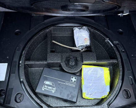 Серый Фольксваген Туран, объемом двигателя 1.6 л и пробегом 213 тыс. км за 6900 $, фото 51 на Automoto.ua