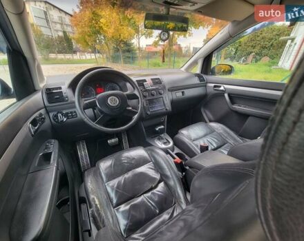 Серый Фольксваген Туран, объемом двигателя 2 л и пробегом 330 тыс. км за 5300 $, фото 22 на Automoto.ua