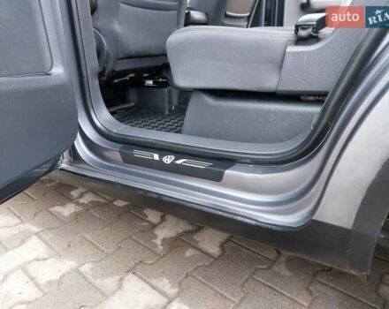 Серый Фольксваген Туран, объемом двигателя 1.97 л и пробегом 320 тыс. км за 6200 $, фото 12 на Automoto.ua