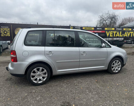 Сірий Фольксваген Туран, об'ємом двигуна 1.6 л та пробігом 221 тис. км за 6499 $, фото 7 на Automoto.ua