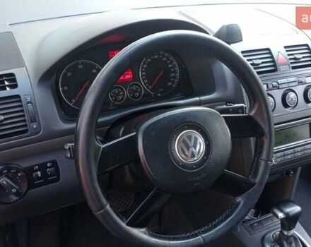 Серый Фольксваген Туран, объемом двигателя 1.9 л и пробегом 281 тыс. км за 6500 $, фото 19 на Automoto.ua