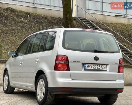 Серый Фольксваген Туран, объемом двигателя 1.9 л и пробегом 284 тыс. км за 6500 $, фото 12 на Automoto.ua