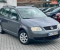Сірий Фольксваген Туран, об'ємом двигуна 1.6 л та пробігом 216 тис. км за 5950 $, фото 1 на Automoto.ua