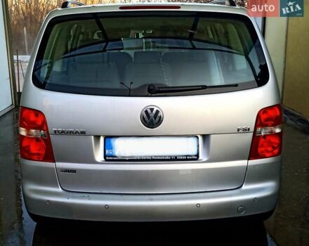 Серый Фольксваген Туран, объемом двигателя 1.6 л и пробегом 26 тыс. км за 11572 $, фото 6 на Automoto.ua