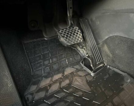 Серый Фольксваген Туран, объемом двигателя 1.9 л и пробегом 233 тыс. км за 6300 $, фото 22 на Automoto.ua