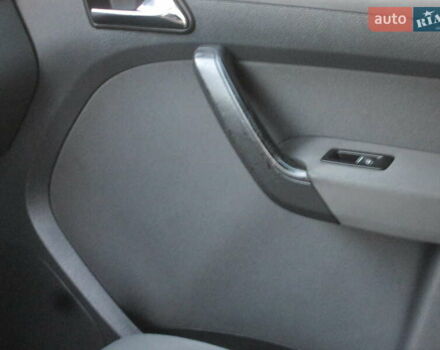 Серый Фольксваген Туран, объемом двигателя 1.6 л и пробегом 230 тыс. км за 6500 $, фото 30 на Automoto.ua