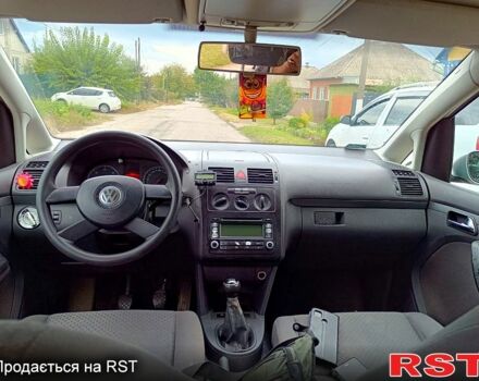 Сірий Фольксваген Туран, об'ємом двигуна 1.9 л та пробігом 340 тис. км за 2700 $, фото 8 на Automoto.ua