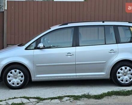 Серый Фольксваген Туран, объемом двигателя 1.6 л и пробегом 270 тыс. км за 6499 $, фото 24 на Automoto.ua